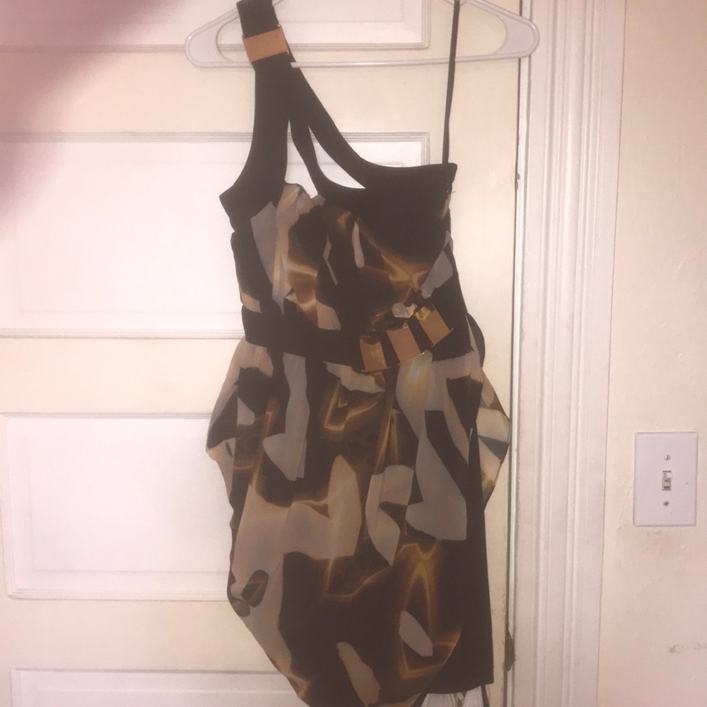 One shoulder dress